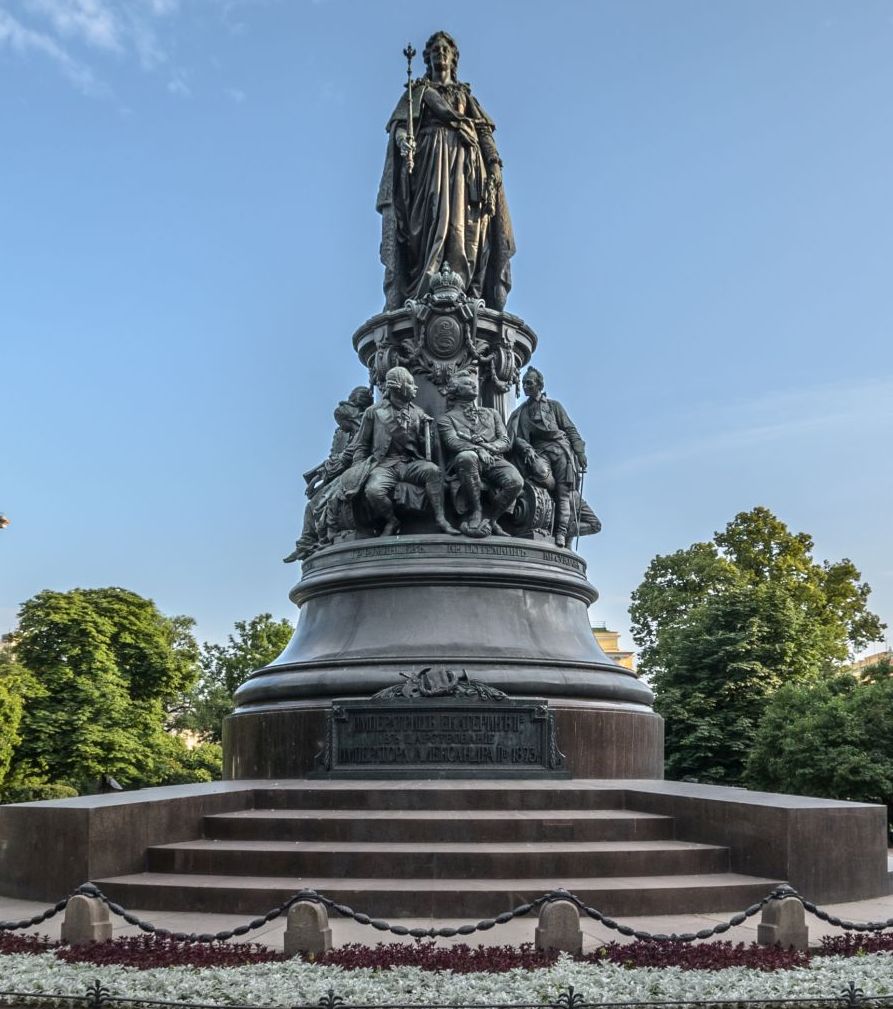 фото екатерины 2 в санкт петербурге